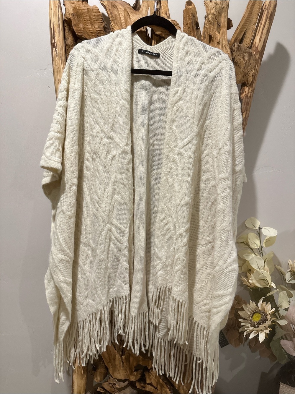 Do everything in love Cream Cable-Knit Fringe Open Cardigan